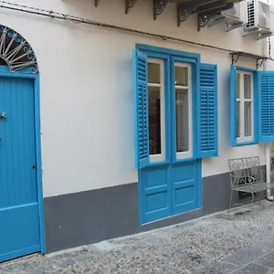 Mads Isola di Ustica