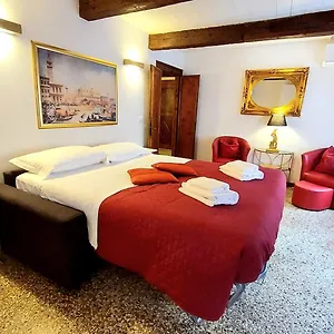 Appartamento Palazzo Del Sale, Rialto, Venezia