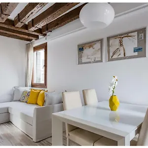 Biennale Family In Apartment